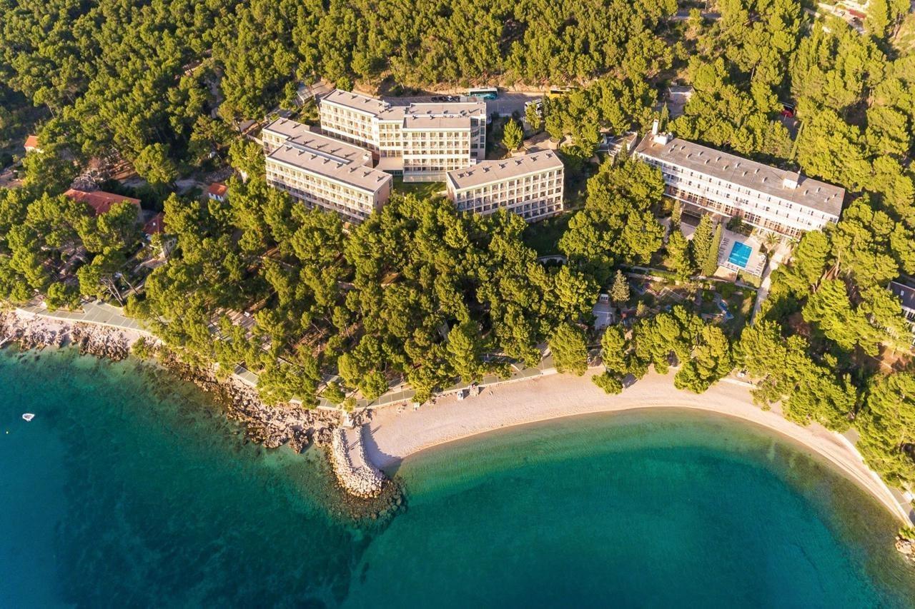 Bluesun Hotel Maestral 브렐라 외부 사진